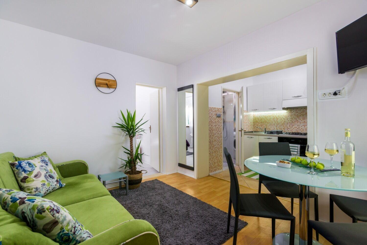 Apartment Jurica Каштела Екстер'єр фото